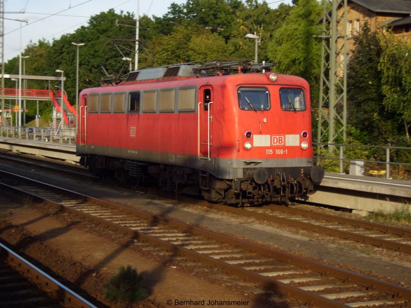 115 166-1 beim rangieren in Berlin Wannsee. September 2009