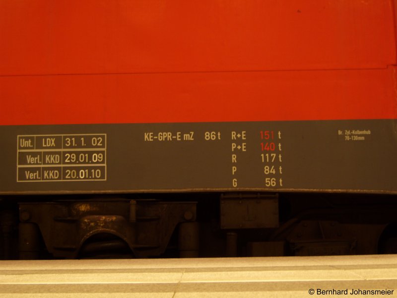 Bis 20.01.2010 ist 110 380-3 noch in NRW unterwegs...