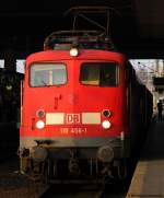 110 456-1 zieht den RE 11376 von Dsseldorf nach Kln. Mrz 2012