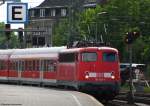 Aus der Dsseldorfer Abstellung zieht 110 493-4 den Leerzug fr RE 11594 nach Aachen in den Hauptbahnhof.