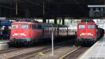 Wegen einer Trstrung an einem Wagen steht 110 429-8 mit dem Verstrkerzug nach Wesel immernoch im Dsseldorfer Hbf, als 110 410-8 mit der nchsten RB35 nach Emmerich am gegenberliegenden Bahnsteig bereit gestellt wird. Juni 2011