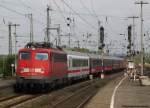 Zur Bereitstellung des IC 2862 nach Bonn fhrt 113 267-9 mit dem Ersatzzug und 115 350-1 (am Zugende) in Hamm (Westfalen) ein. Oktober 2010