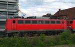 verkehrsrot/157917/in-rheine-kommt-140-440-9-mit In Rheine kommt 140 440-9 mit einem VW Zug am roten Signal zum halten. August 2010