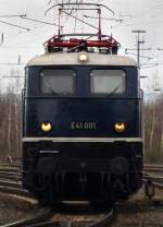 Die erste Lok der BR 141 ist gleichzeitig die einzige in blauer Lackierung und kann als E41 001 im DB Museum in Koblenz Ltzel besichtigt werden.