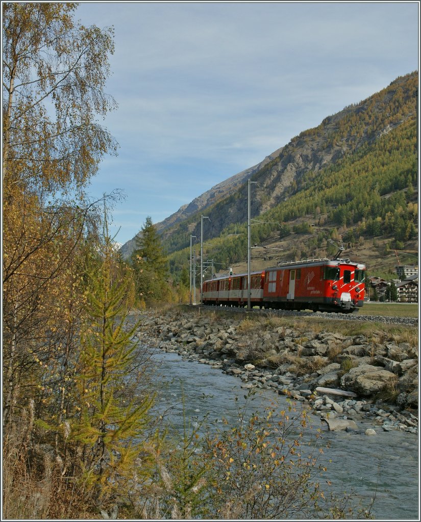 MGB Regionalzug bei T�sch.
19. Okt. 2013