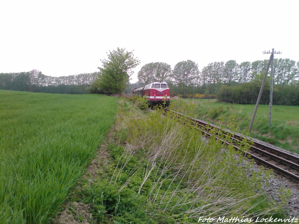 MTEG 118 770-7 als Schlusslicht unterwegs nach Bergen auf R�gen / Hier zwischen Lauterbach (R�gen) & Putbus am 11.5.13