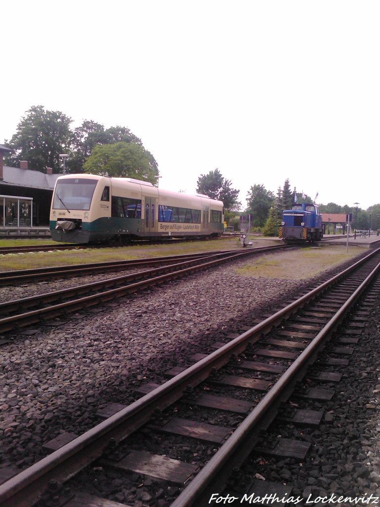 PRESS 650 032-4 & R�BB 251 901 im Bahnhof Putbus am 2.6.13