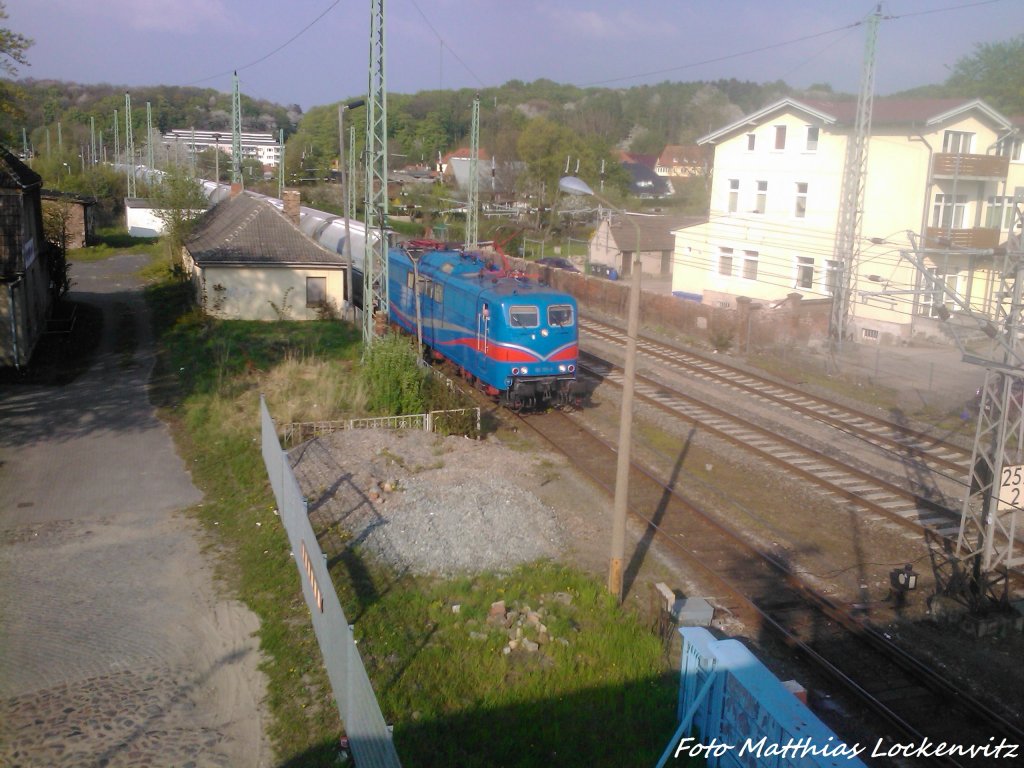 SRI 151 170 beim Rangieren der Ersten G�terzugh�lfte in Bergen auf R�gen am 8.5.13