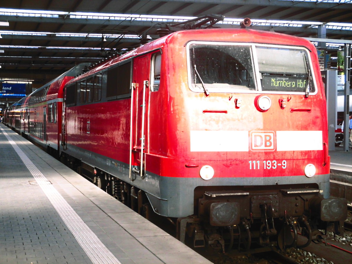 111 193 mit ziel N�rnberg Hbf im M�nchener Hbf am 21.6.17