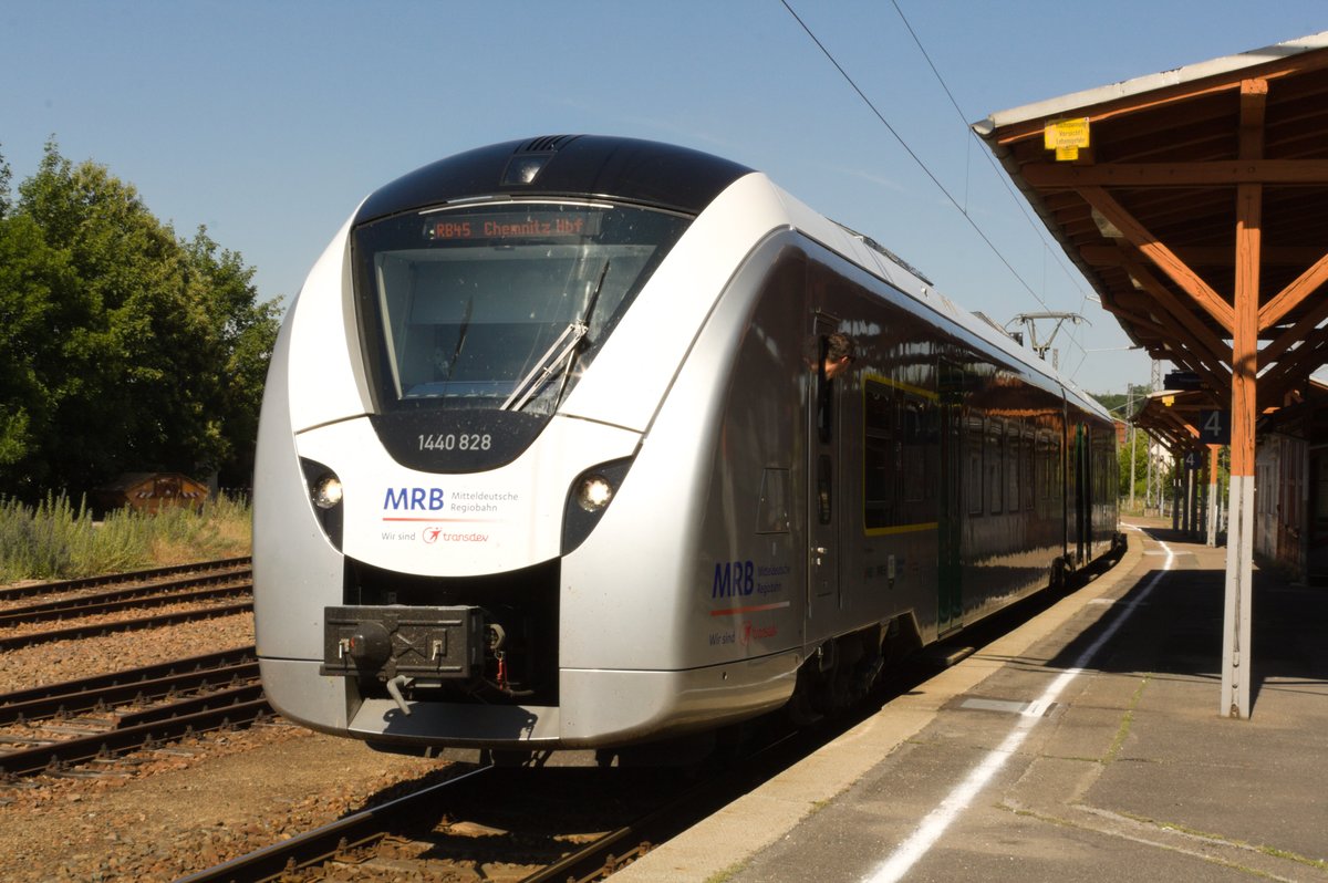 1440 828/328 der MRB als RB45 mit ziel Chemnitz Hbf im Bahnhof D�beln Hbf am 28.6.19