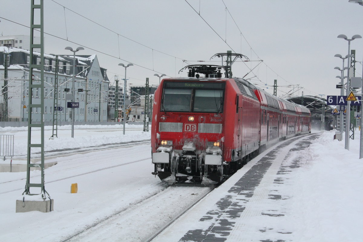 146 007 verl�sst mit dem RE18 mit ziel Naumburg (Saale) Hbf den Bahnhof Halle/Saale Hbf am 10.2.21