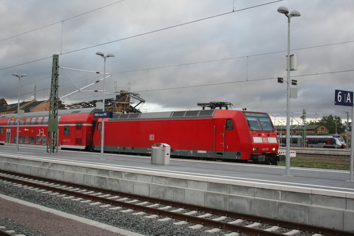 146 XXX verl�sst als RE18 mit ziel Jena Paradies den Bahnhof Halle/Saale Hbf am 27.8.20