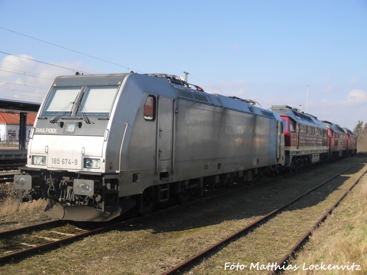 185 674-9 von Railpool abgestellt in Delitzsch am 12.2.16
