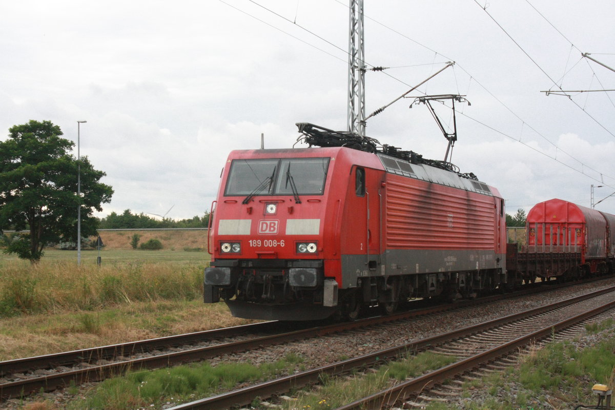 189 003 mit einem G�terzug bei der durchfahrt in Delitzsch am 9.7.20