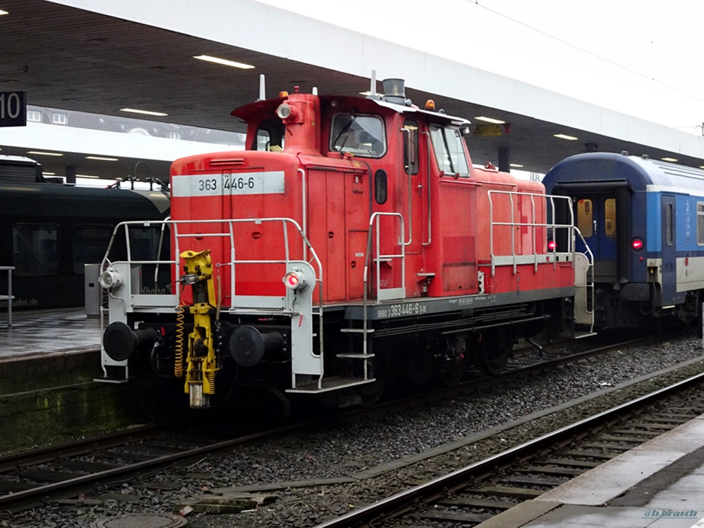 363 446-6 zog den eurocity nach prag nach hh-altona,13.02.19