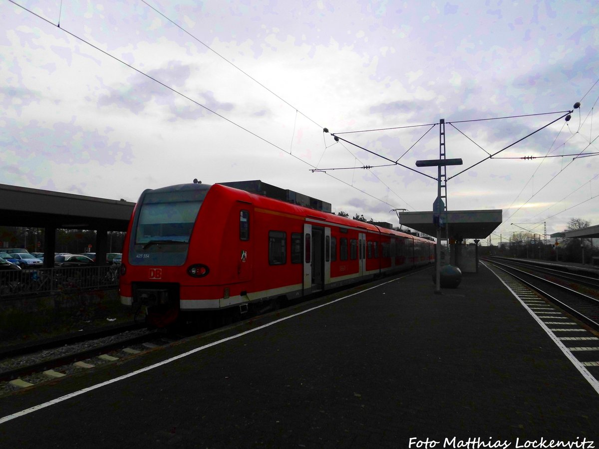 425 554 im Bahnhof Wagh�usel am 12.1.17