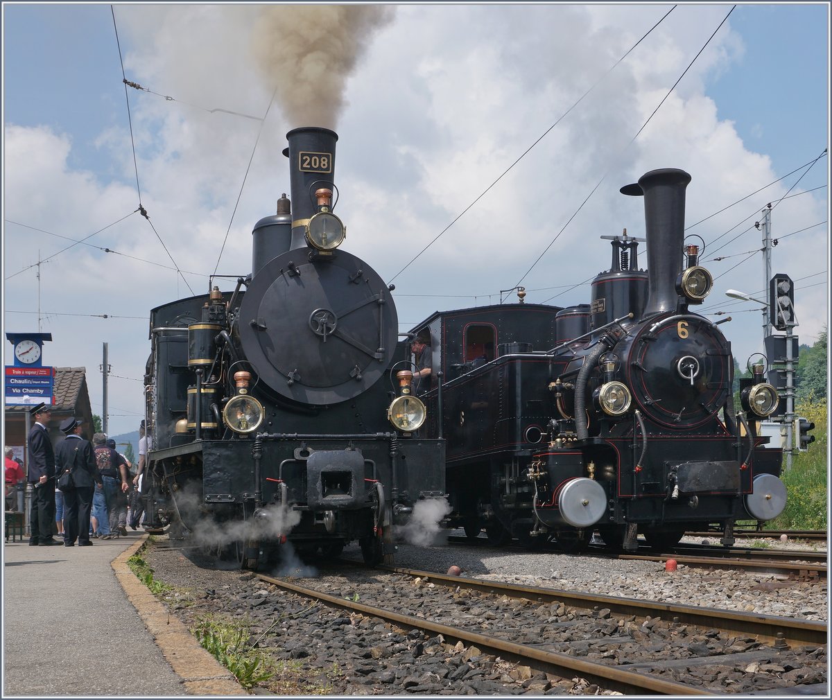 50 Jahre Blonay - Chamby; Mega Steam Festival: die beiden Brünigbahn Dampfloks SBB G 3/4 (1913) und die JS 3/3 909 (1901) in Blonay.
19. Mai 2018