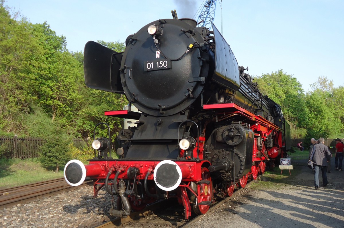 Am 12 April 2014 steht 01 150 ins Bw Dresden-Altstadt w�hrend die 6.Dresdner Dampfloktage.