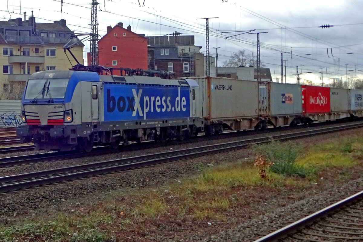 Am grauen 20.Februar 2020 durchfahrt BoxXpress 193 836 K�ln West.