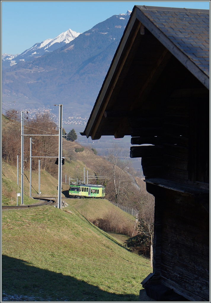 Bei Chemex fährt dieser AOMC Regionalzug talwärts.
7. Jan. 2015