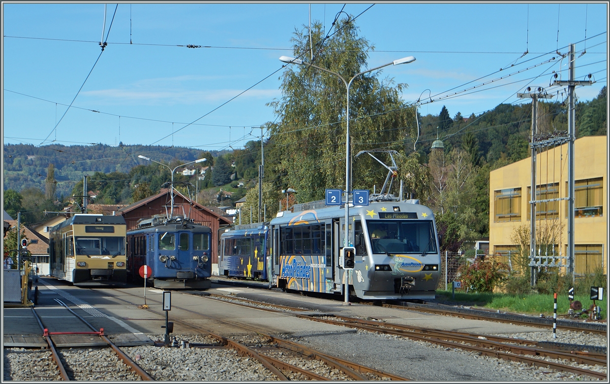 CEV GTW Be 2/6 7003  Blonay , MOB BDe 4/4 3004 und der CEV Beh 2/4 N� 72  Astro Pleiades in Blonay. 
14. Okt. 2014
