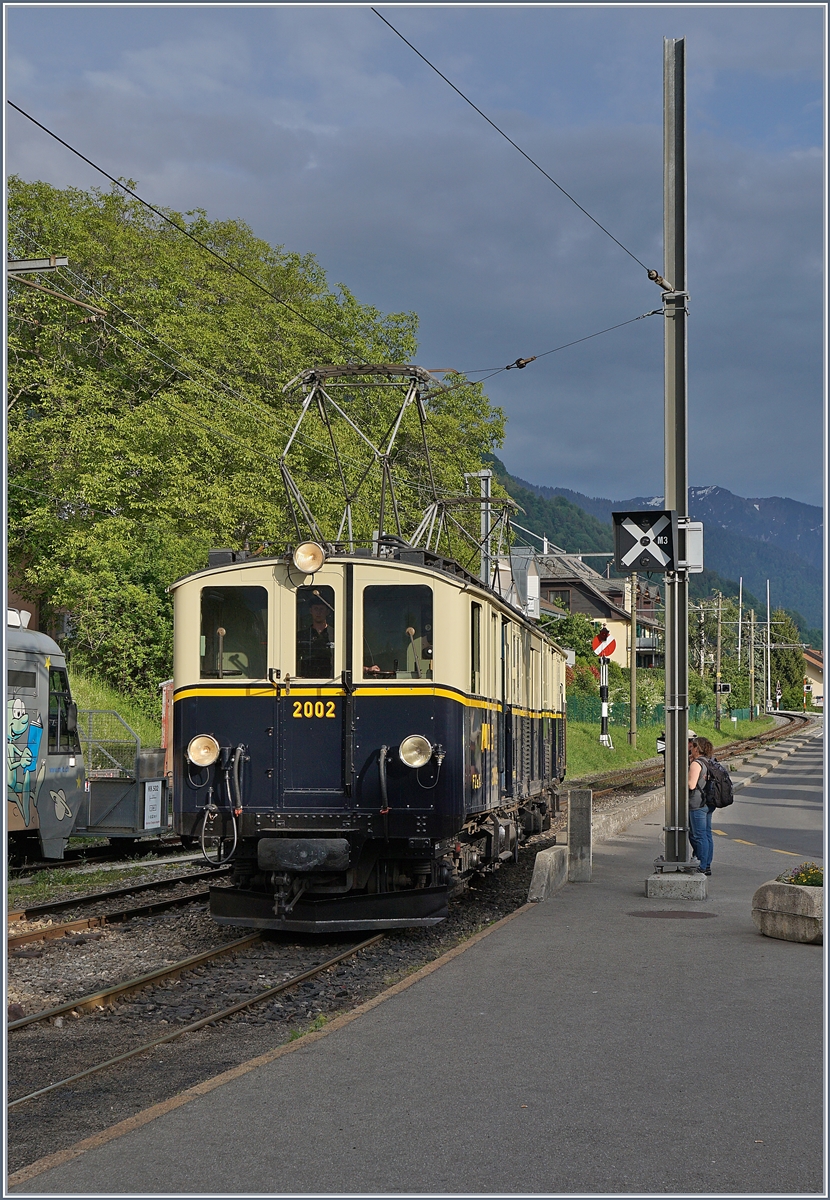 Der von der Blonay-Chabmy Bahn vor einigen Jahren restaurierte MOB FZe 6/6 2002 in Blonay.
20. Mai 2018