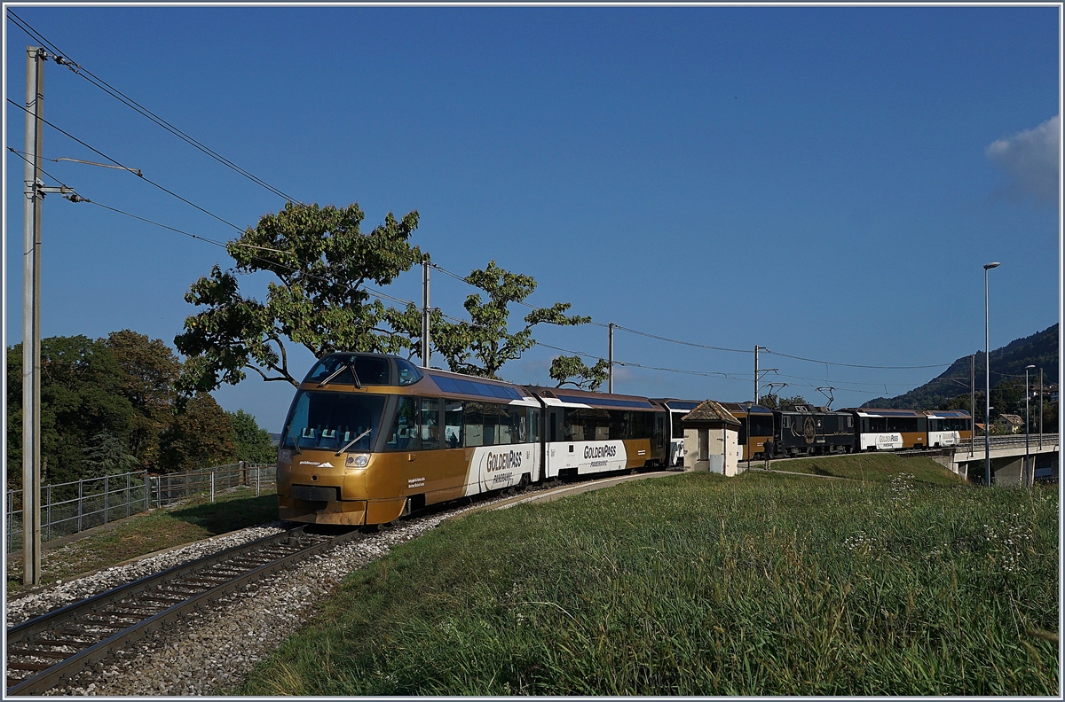Der MOB Panoramic Express bei Châtelard VD.
15. Sept. 2018
