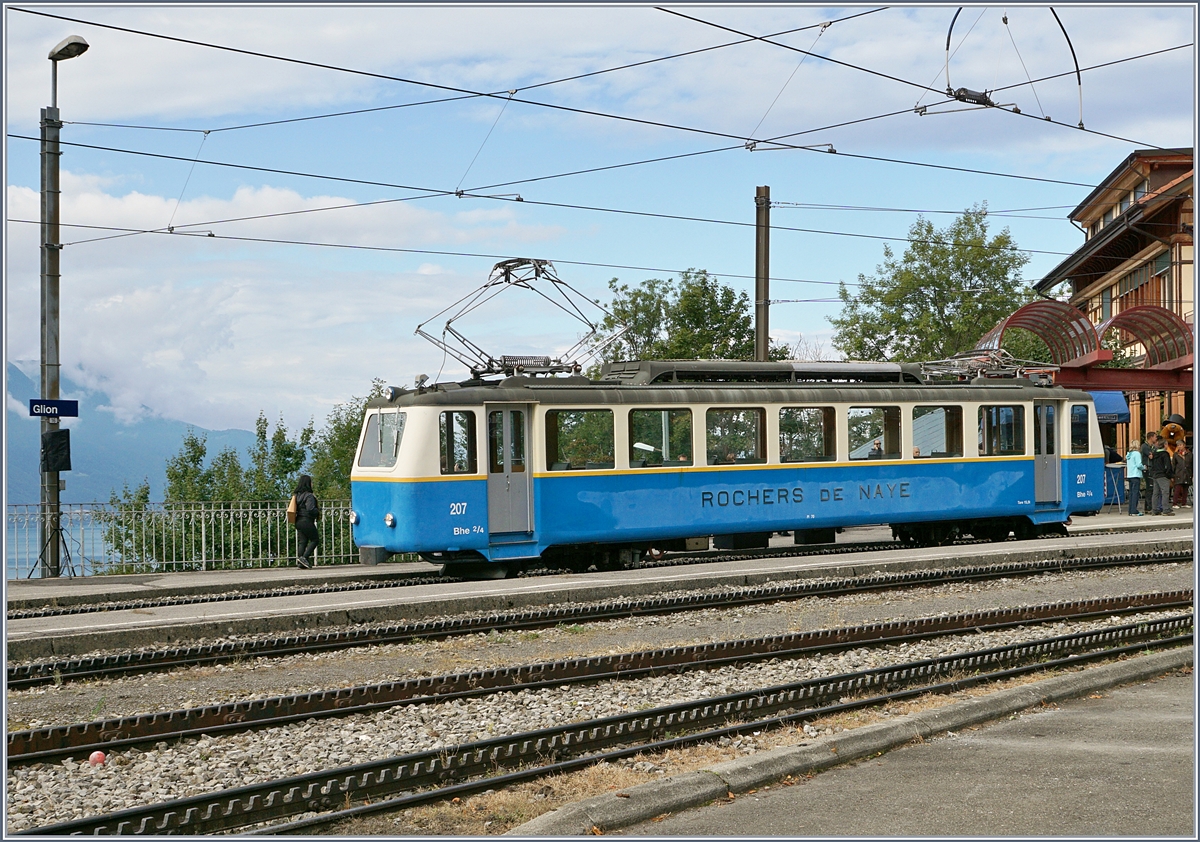 Der Rochers de Naye Bhe 2/4 207 bei der Fahrzeugparade 125 Jahre Rochers de Naye.
16. Sept. 2017