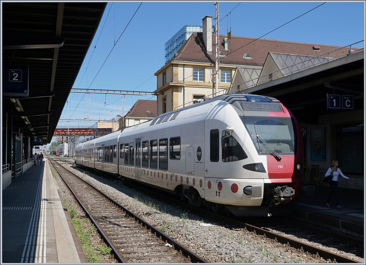 Der TPF Flirt aus Fribourg ist in Neuchâtel eingetroffen.
11. Aug. 2018