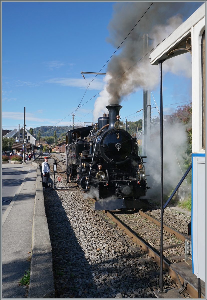 Die BFD HGe 3/4 N° 3 der Blonay-Chamby Bahn rangiert in Blonay. 

15. Okt. 2022