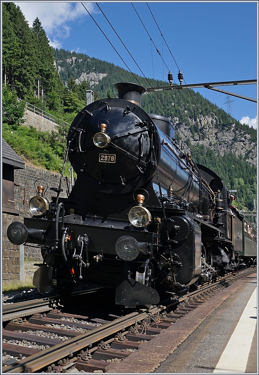 Die C 5/6 2978  Elefant  in Göschenen.
28. Juli 2016