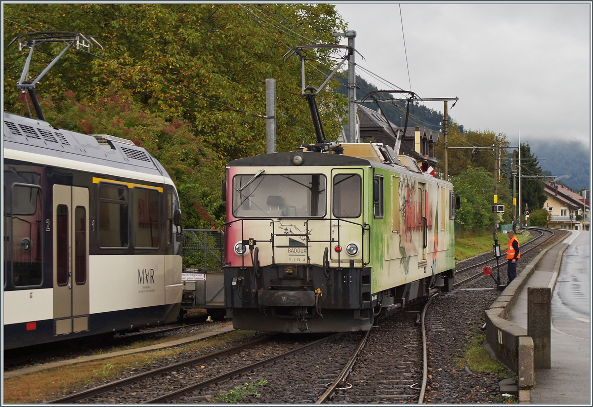 Die MOB GDe 4/4 6006 verlässt Blonay in Richtung Chamby. 

5. Okt. 2021