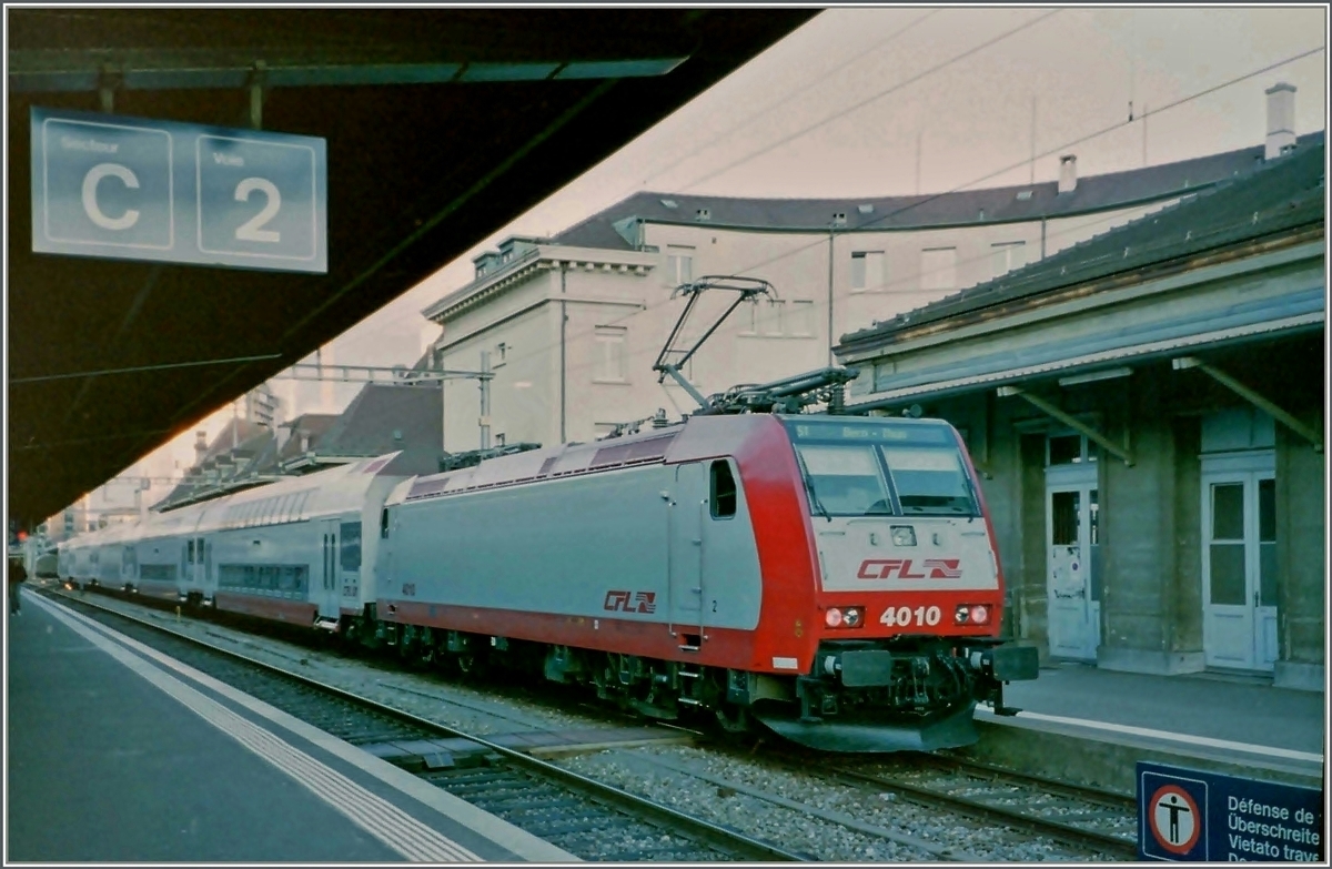 Ebenfalls auf Initiative der BLS weilte ein CFL Pendelzug zu Testzwecken in der Schweiz und wurde im Planverkehr der Berner S1 Thun - Fribourg eingesetzt.

Fribourg, im Nov. 2005