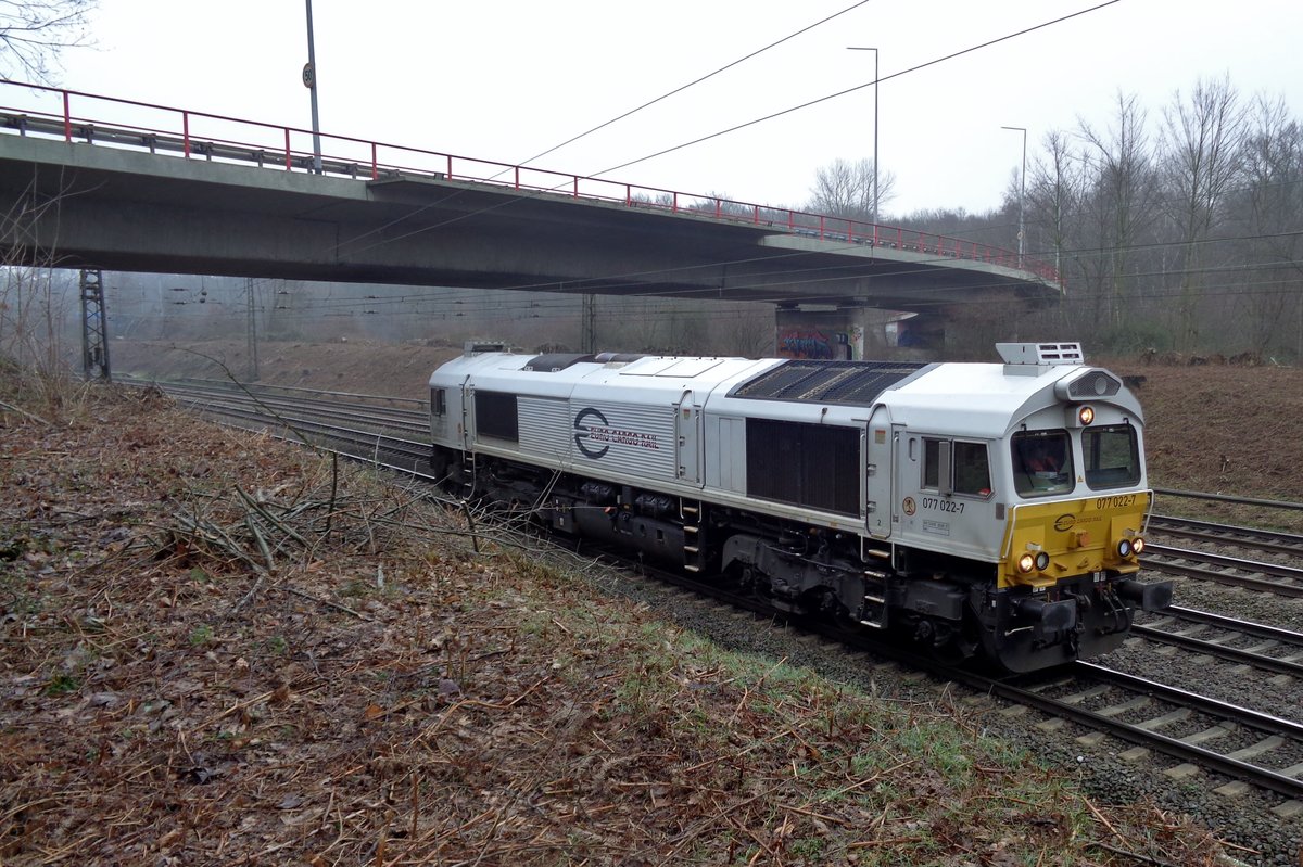 ECR 077 022 durchfahrt Duisburg-Kaiserberg am 30 J�nner 2018. 