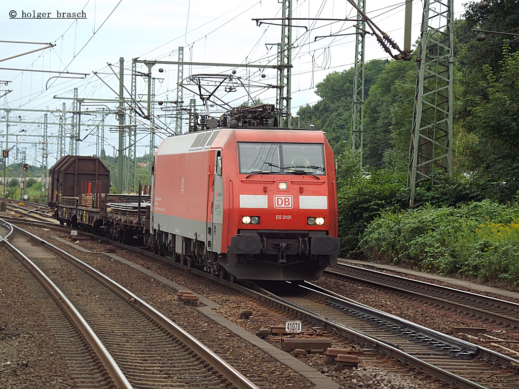 EG 3101 der DSB fuhr mit einen kurzen g�terzug am 21.08.13 durch hh-harburg