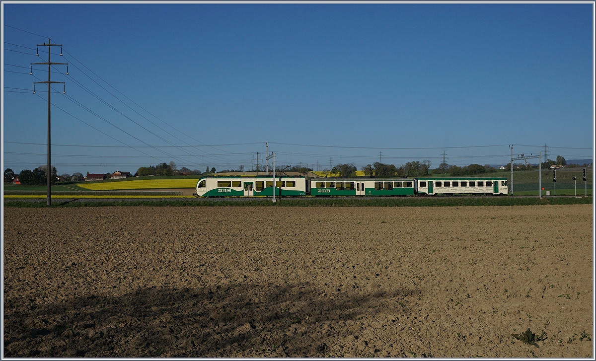 Ein BAM Regioanlzug bei Chigny.

10. April 2017
