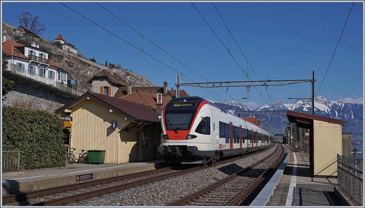 Ein SBB RABe 523 als S 3 nach Villeneuve in St-Sasphorin. 

24. März 2018