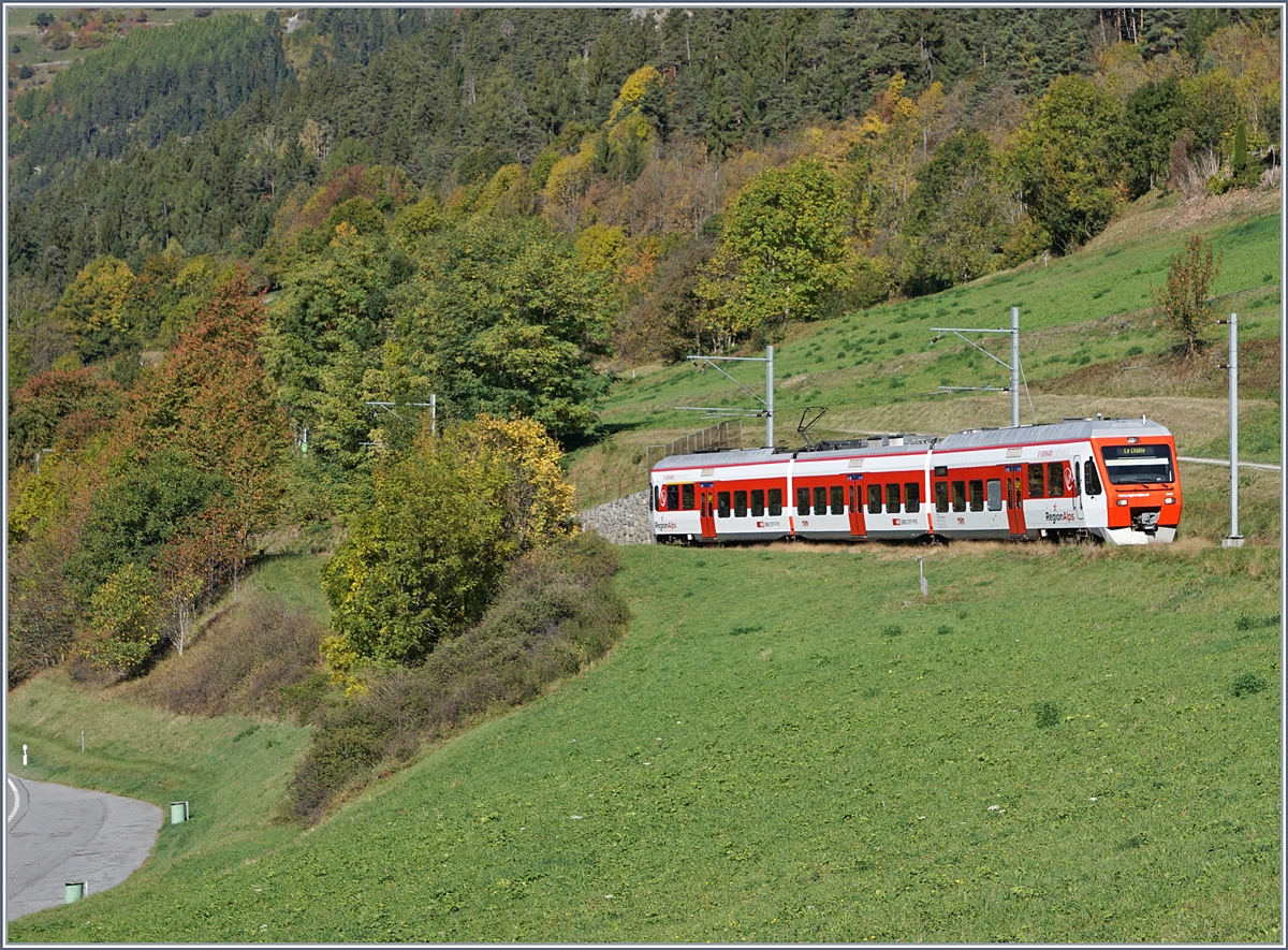 Ein TMR  NINA  erreicht in Küzre sein Ziel Le Châble.
7. Okt. 2017