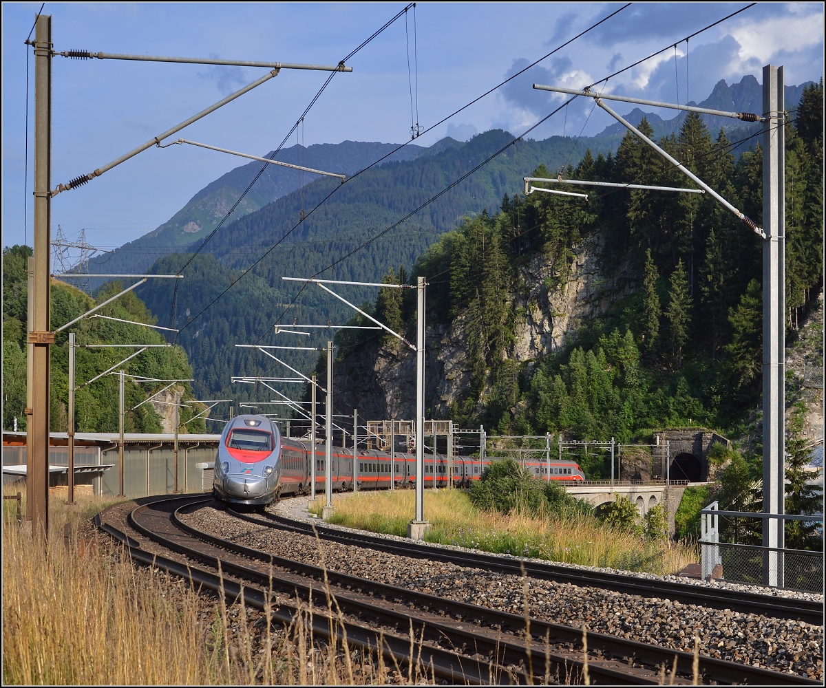 ETR 610 der FS in Valle bei Airolo. Juli 2016.