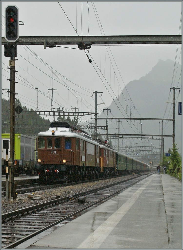 Highlight des  Nordrampenfestes  100 Jahre BLS: die Doppeltraktion der beiden Ae 6/8!
Weniger  Higlieght  war leider das Wetter...
29. Juni 2013