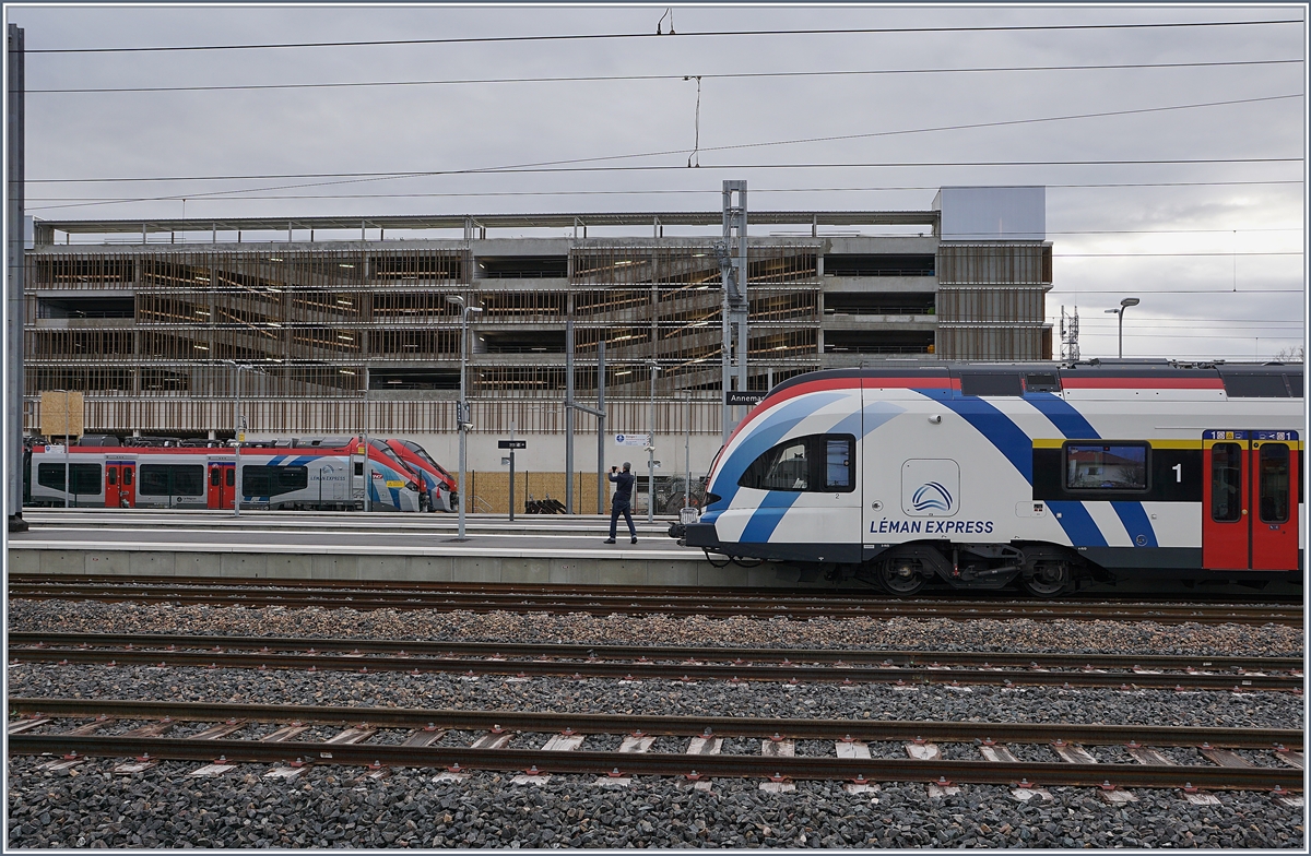 Léman Express Impression vom Eröffnungstag in Annemasse. 

15. Dez. 2019