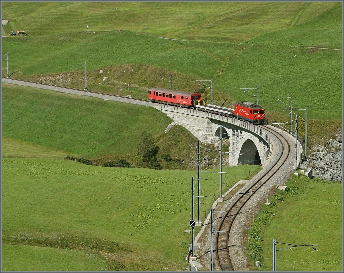 MGB Ge 4/4 N� 81 bei Hospental.
