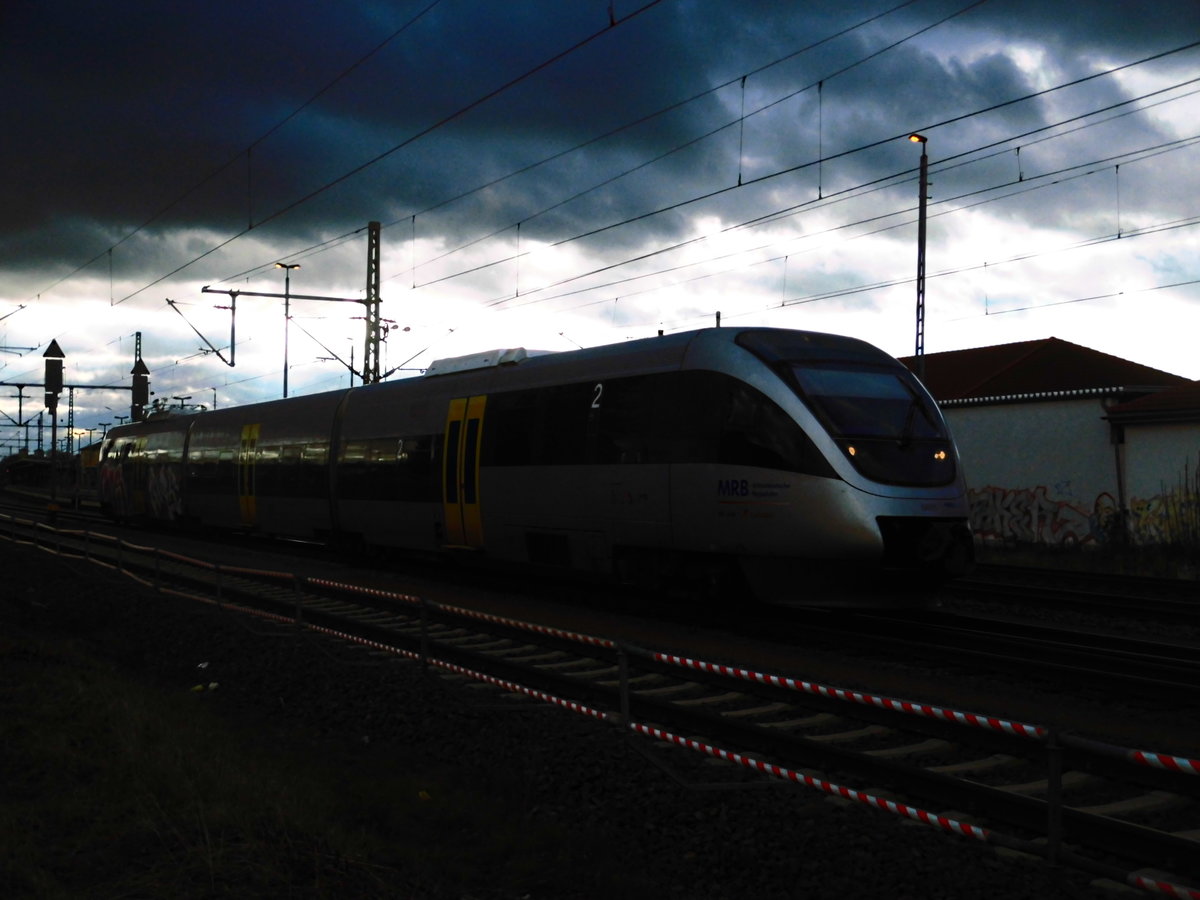 MRB VT 0011 (ex OLA VT 0011) f�hrt ins Schienen Fahrzeug Werk Delitzsch am 12.12.17