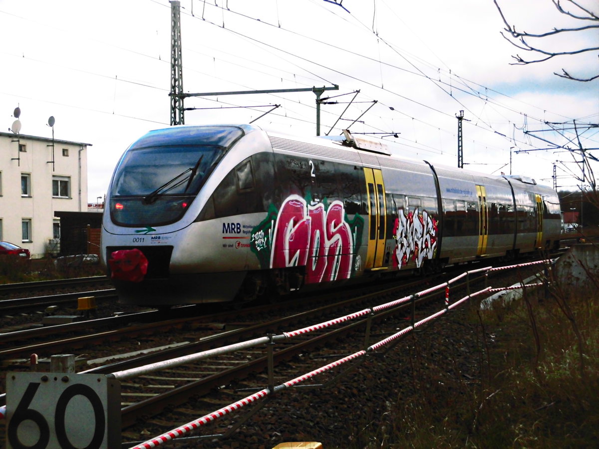 MRB VT 0011 (ex OLA VT 0011) f�hrt ins Schienen Fahrzeug Werk Delitzsch am 12.12.17