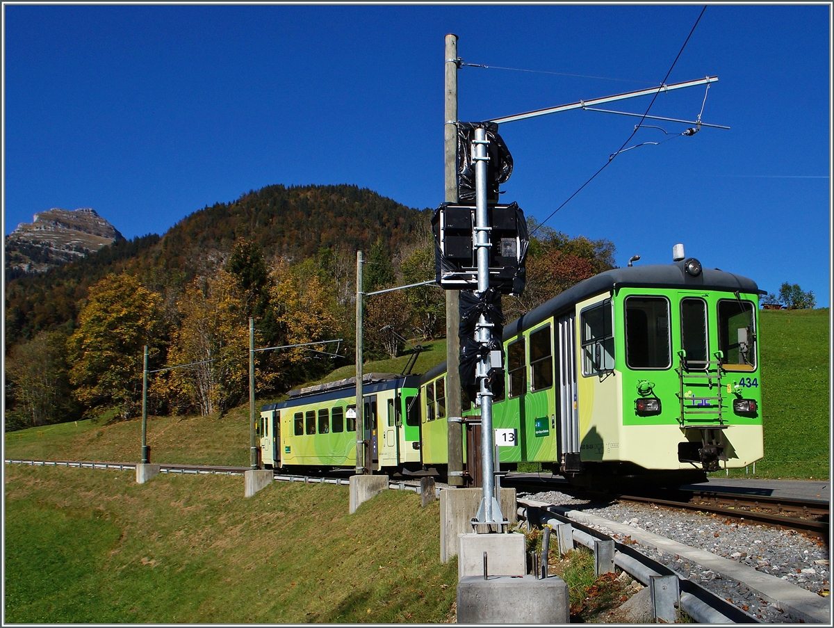 Nach hundert Jahren bekommt die ASD nun Signale. 
Bei Les Planches, den 18. Okt. 2014