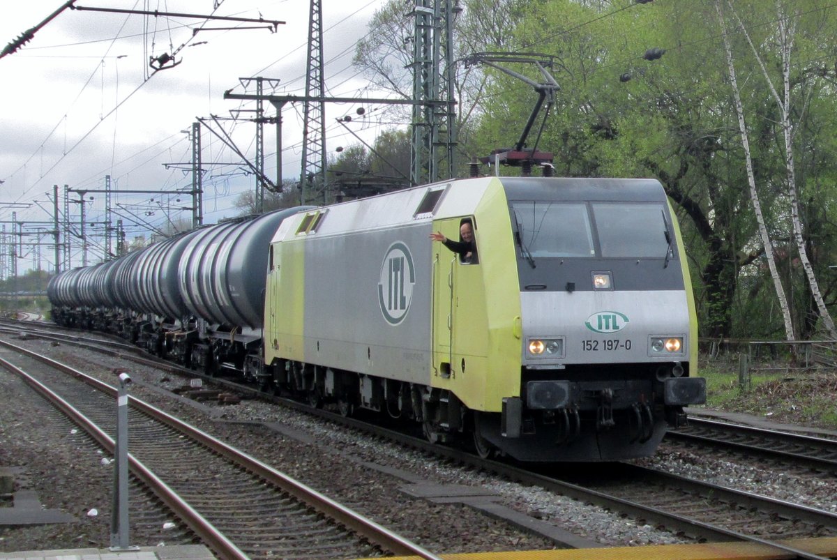 N�rdlicher Durchfahrt von ITL 152 197 in Hamburg Harburg am 28 April 2016.