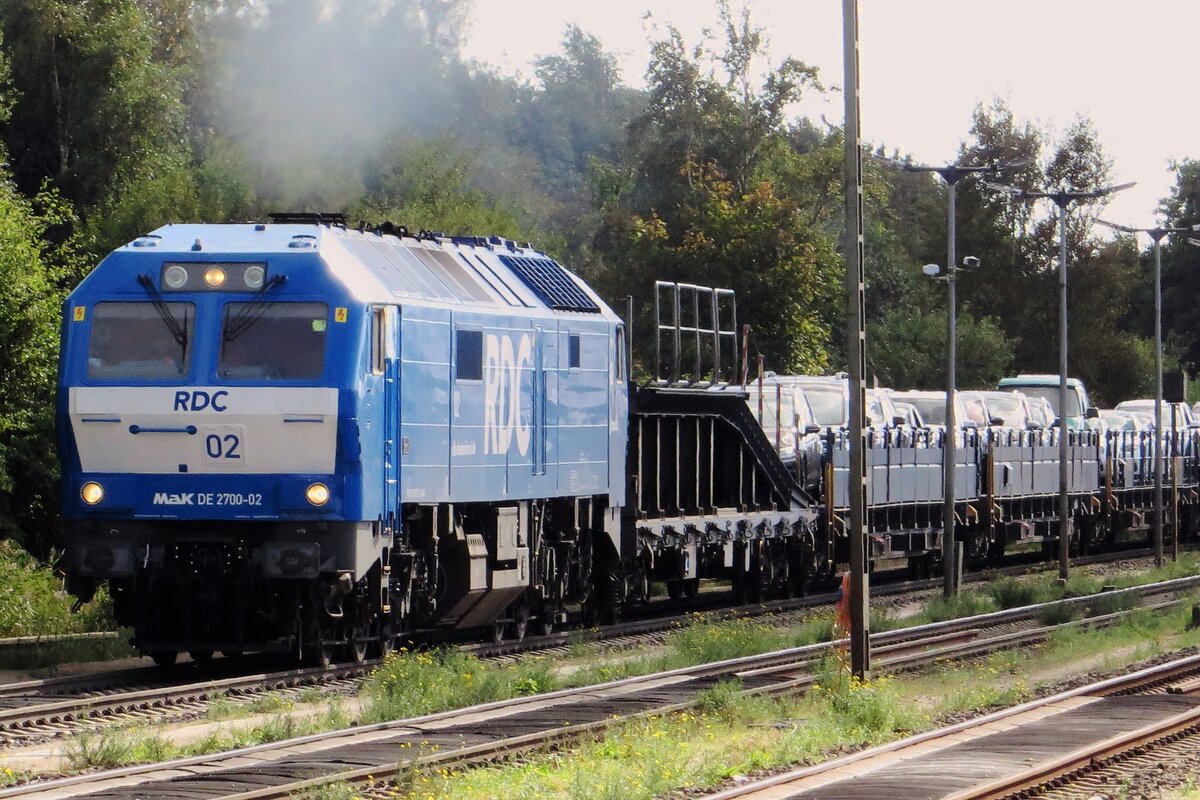 RDC 2700-02 steht abfahrtbereit in Niebüll am 20 September 2022.