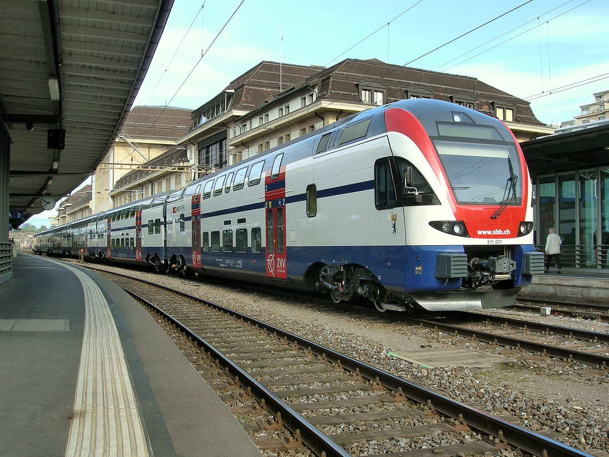 SBB RABe 511 001  Berlin  in Lausanne. 
14.04.2011