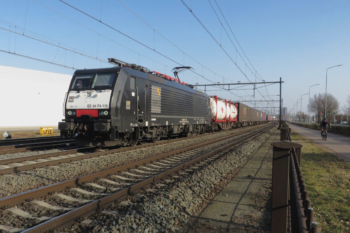 SBBCI 189 115 steht am 5 M�rz 2022 abfahrtbereit in Blerick. 