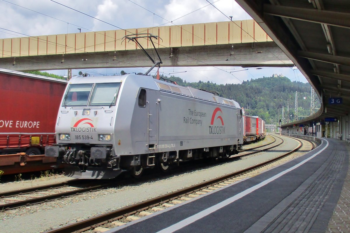 TX Log 185 539 lauft um in Kufstein am 18 Mai 2018. 